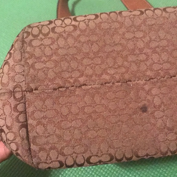 Signature Coach Handbag - Picture 7 of 8